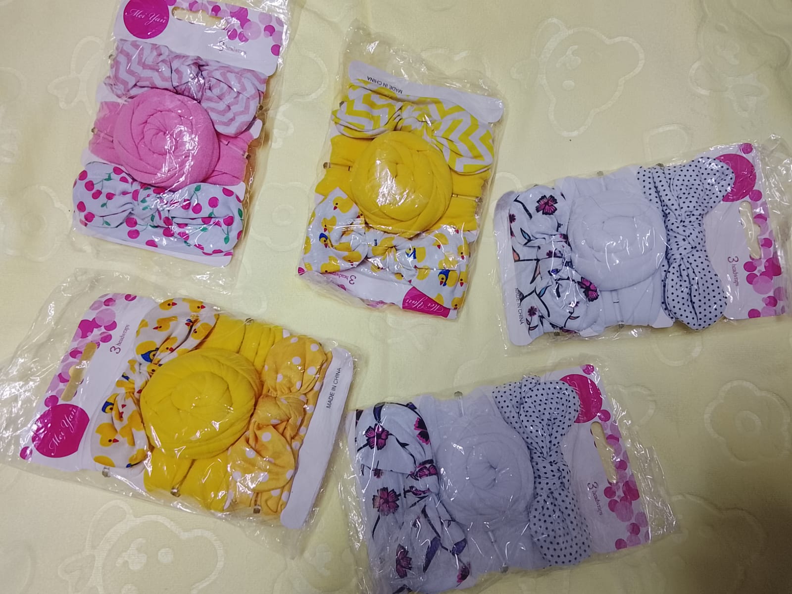 ON STOCK😶‍🌫️Baby Head Wrap Headband Big Bow Band 3pcs🎉100% and high quality soft cotton
Colorful  Baby Girl Kids Flower Knot Turban Beanie Hat Indian
Made of soft material, makes you and your baby