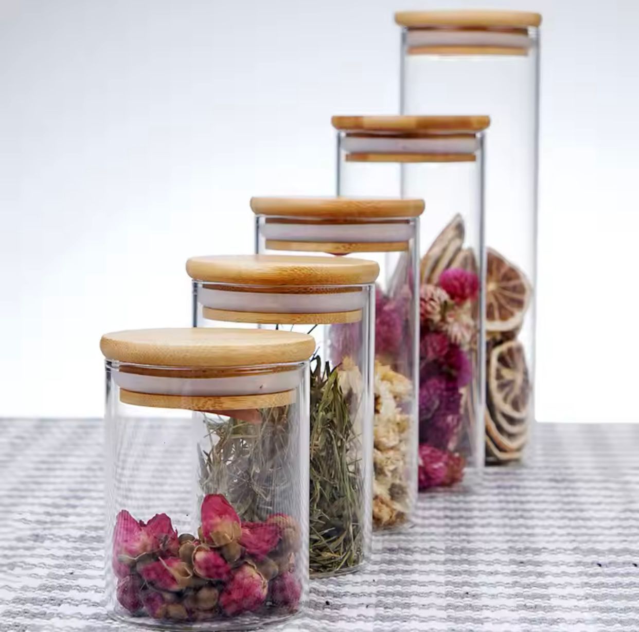 Kitchen Borosilicate Glass Airtight Food Storage Container with Bamboo Wood Lid Round Clear Glass Jar Pantry Organizer