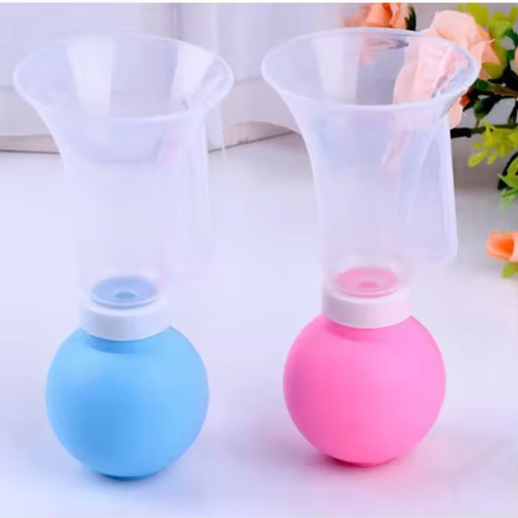 Portable Breast Reliever Manual Breast Pump 100% Food Grade Silicone Breastfeeding