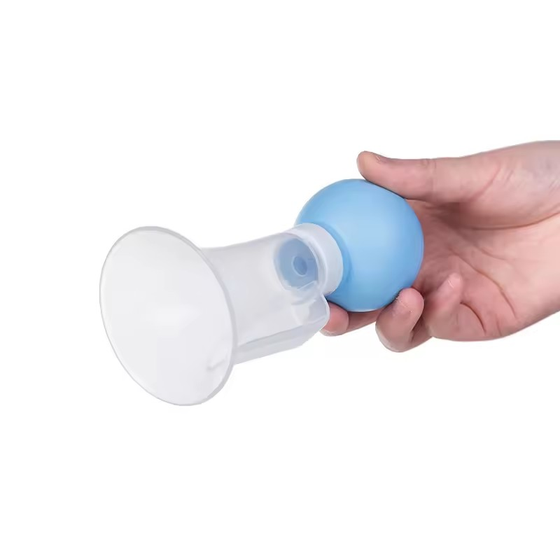 Portable Breast Reliever Manual Breast Pump 100% Food Grade Silicone Breastfeeding