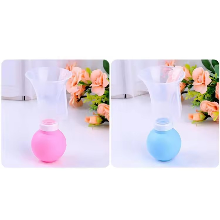 Portable Breast Reliever Manual Breast Pump 100% Food Grade Silicone Breastfeeding
