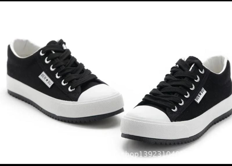 Shoes Woman Sailcloth Women Shoes Sports Classic Flat Sneaker Canvas Shoes Low Flat Skateboarding Shoes Schoolgirl sneakers