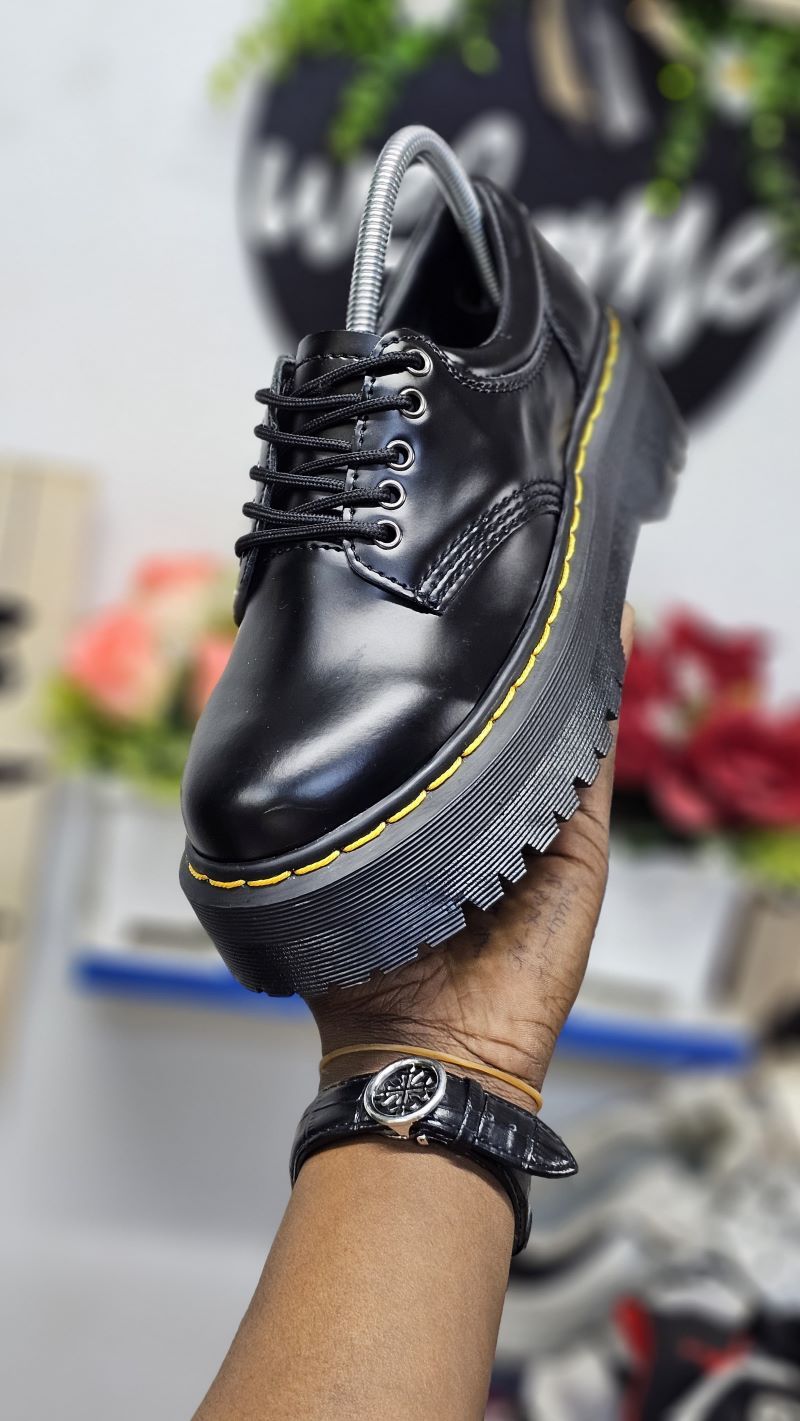 Quality leather dr martens Men's Shoes  Oxfords