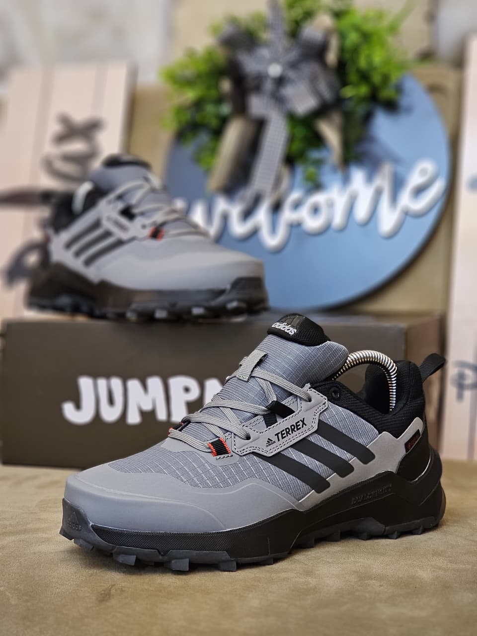 Generic Quality Unisex Men's Shoes Sneakers Stylish, Durable & Budget-Friendly
