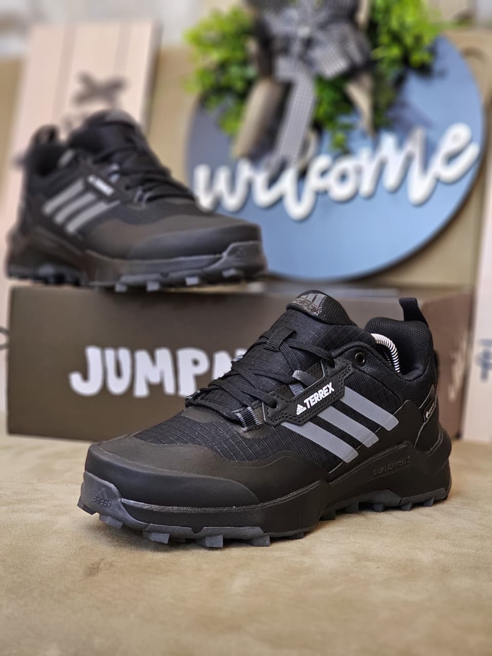 Generic Quality Unisex Men's Shoes Sneakers Stylish, Durable & Budget-Friendly