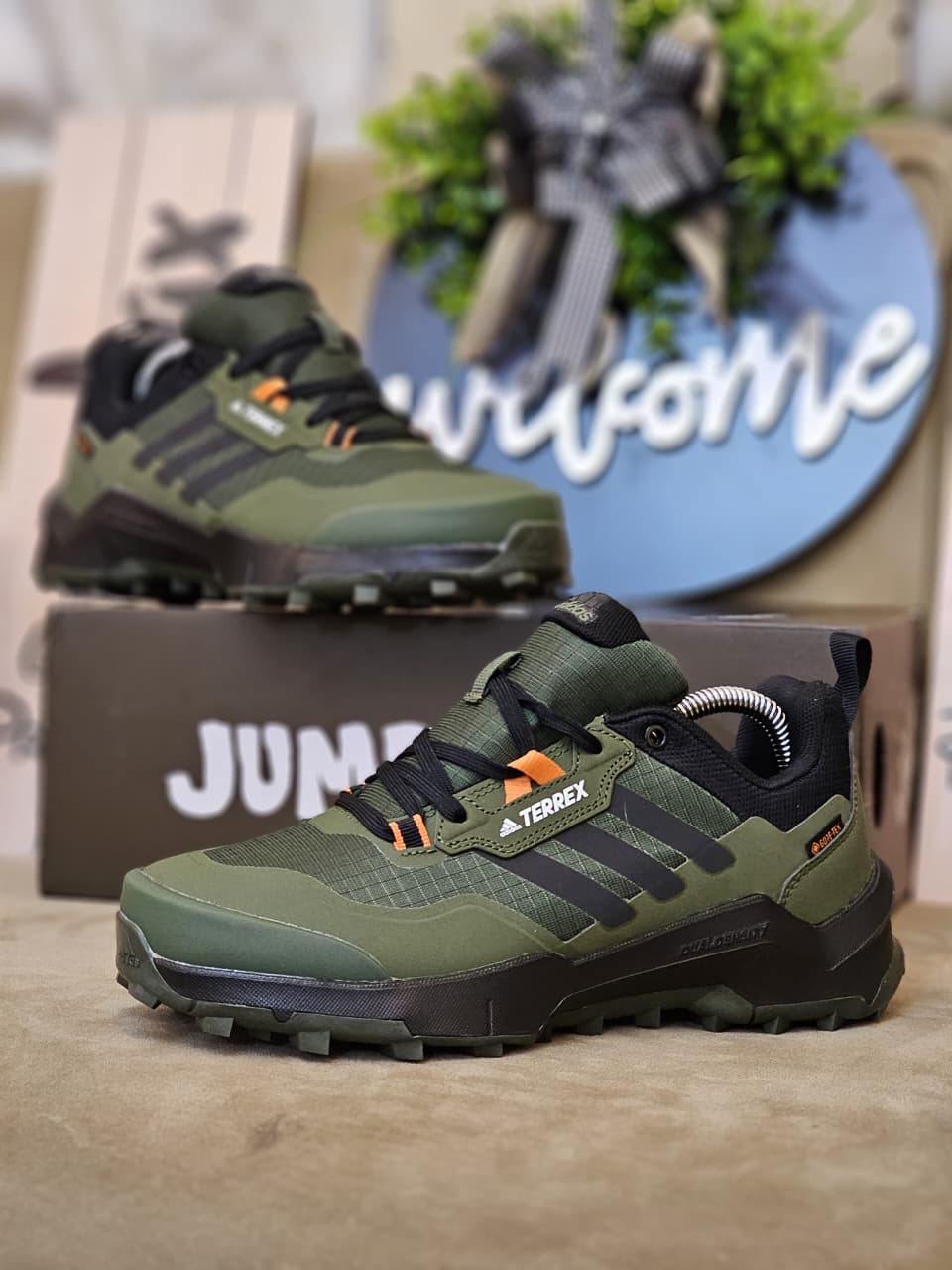 Generic Quality Unisex Men's Shoes Sneakers Stylish, Durable & Budget-Friendly