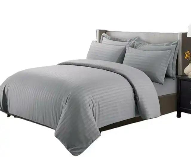 4pcs Luxury Cotton Satin Stripped Duvet Cover Set (1Duvet Cover, 1Bedsheet And 2 Pillow Cases)