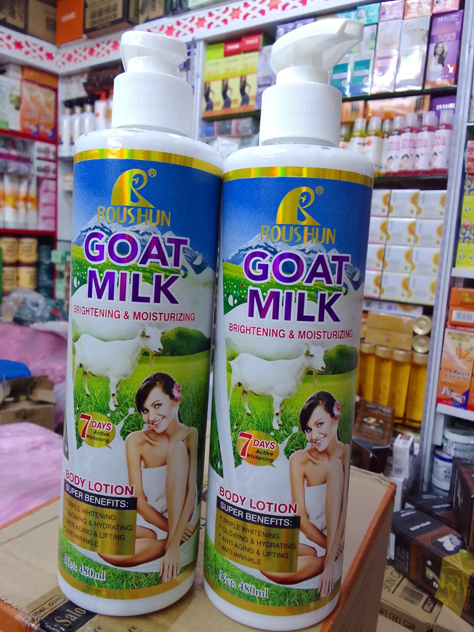 Roushun GOAT MILK Brightening & Moisturizing Body Lotion