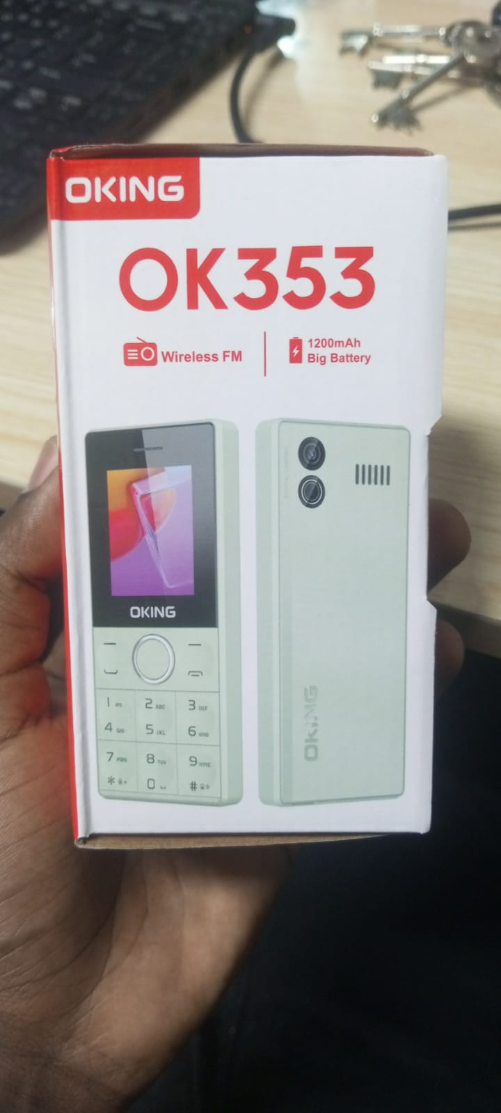 Oking OK353 1.77 INCH Display 1200mAH battery, bright flashlight, Vibration, Wireless FM with big buttons and Rear Camera FEATURE PHONE!!!