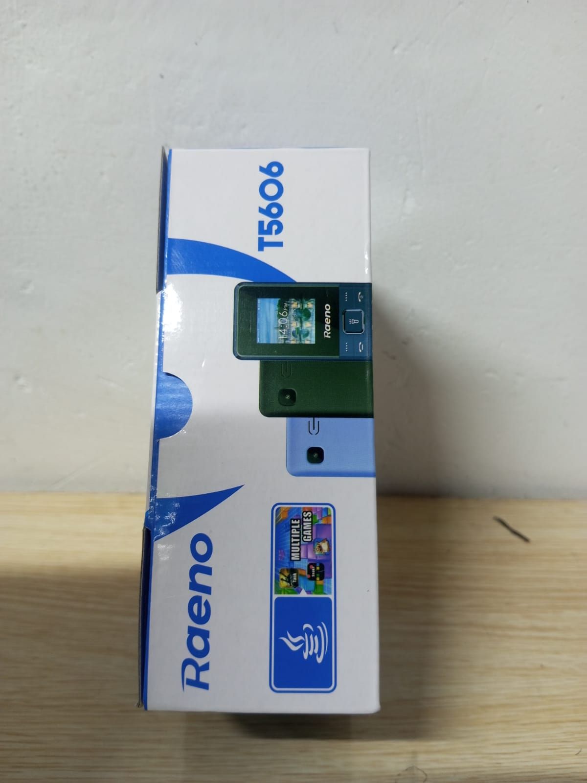 Raeno T5606 Dual sim card 2 sim card slots,Camera, screen display 1.77, Fm Radio, Bluetooth Connectivity kabambe/katululu/mulika mwizi/feature phone.