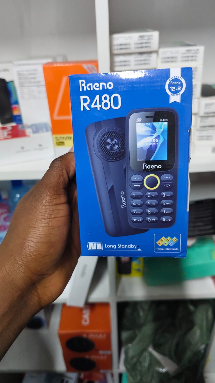 NEW RAENO R480 1.77 INCH WITH 5C BATTERY TRIPPLE SIM!! KABAMBE/MULIKA MWIZI/FEATURE/BUTTON PHONE FM RADIO CAMERA TORCH FACEBOOK, OPERAMINI FEATURE PHONE