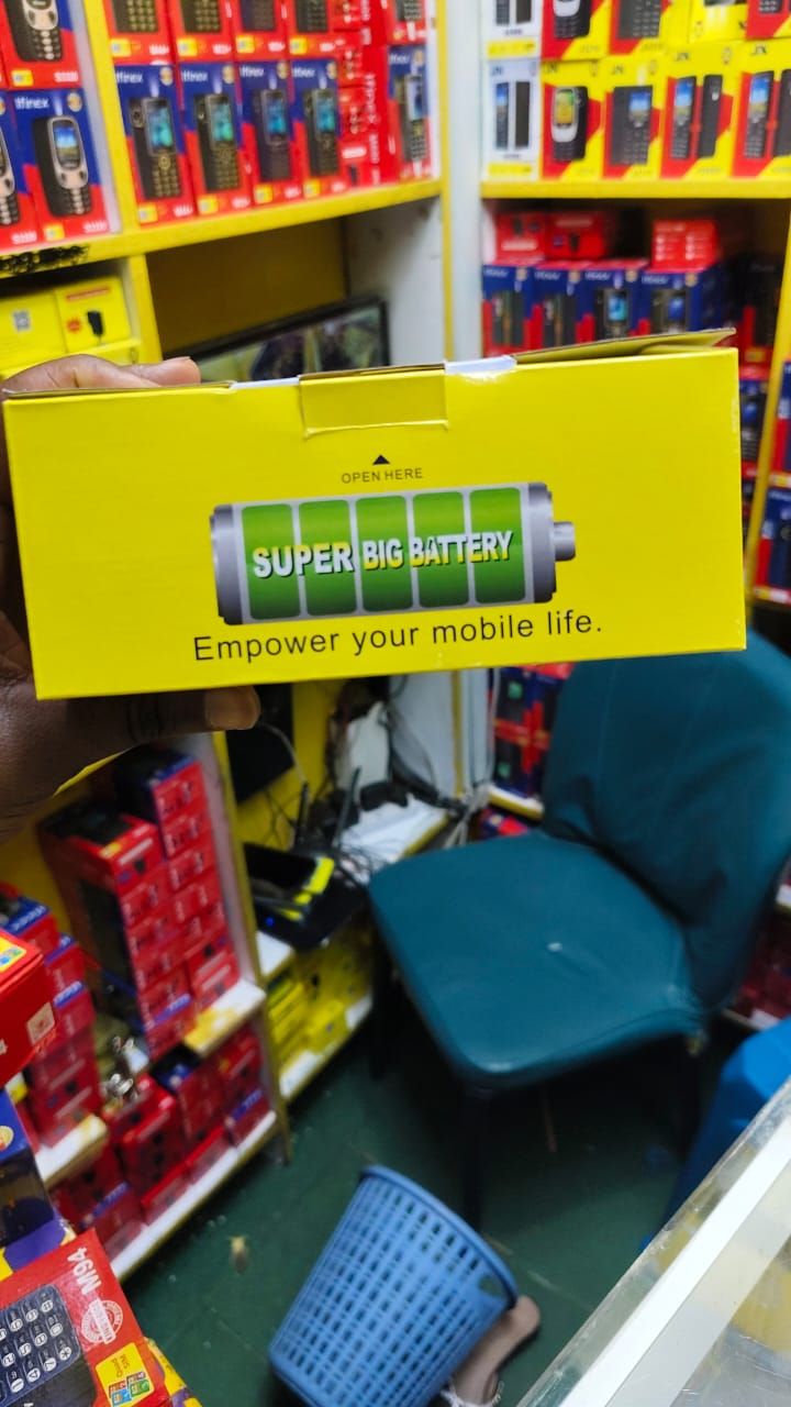 [NEW ARRIVALS!!]BRAND NEW JX S9800 TRIPLE SIM CARD PHONE 2.8 inch Display 14000mAh Buletooth Vibrator/Wireless FM/ MP3/MP4/Big Torch/ Auto callrecording/Power Bank Cell Feature Phone