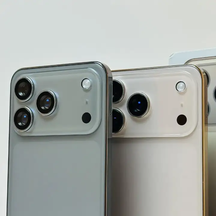 [NEW ARRIVAL!!]Calus 17 Pro Max Android 14 smartphone 128gb Rom + 8gb Ram 6.6 inches IPS LCD screen display 5200mAh battery capacity OCTA-CORE Processor 26mp dual main camera+ 13mp selfie  smartphone