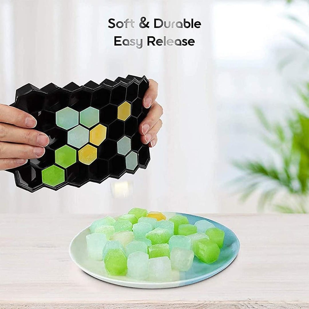 Black Honeycomb Ice Cube Trays Reusable Silicone Ice cube Mold BPA Free Ice maker with Removable Lids                                                                                                  .