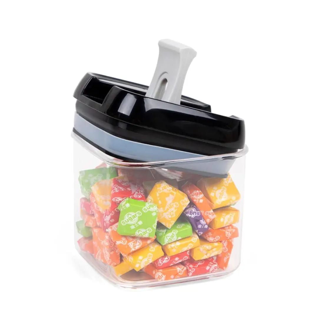 7Pcs ACRYLIC Kitchen storage containers with the capacity of 2pcs -0.5 litres/2pcs-1.2 litres/2pcs-0.8 litres and 1pcs 1.9 litres