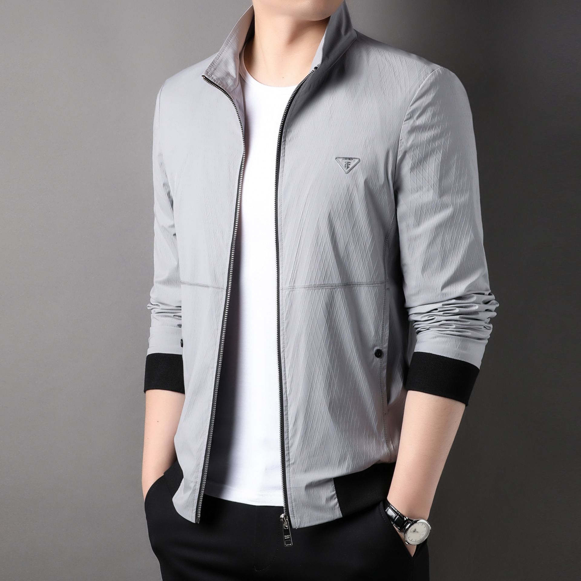 Men's short woolen jacket coat   Patchwork tweed top for men Custom wholesale wool coats for men  Coats