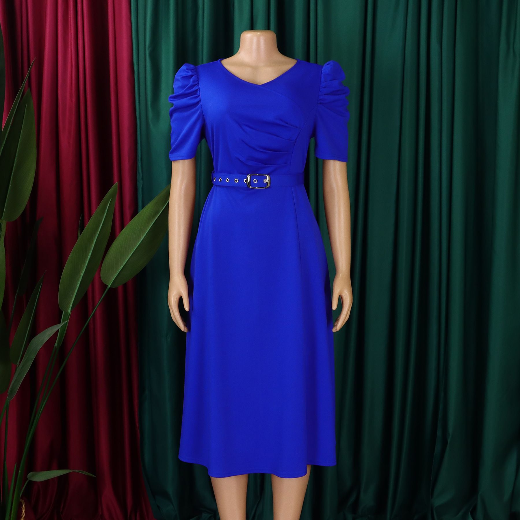 Women's Summer New Fashion Temperament Elegant V-Neck Pleated Large Swing Skirt Dress