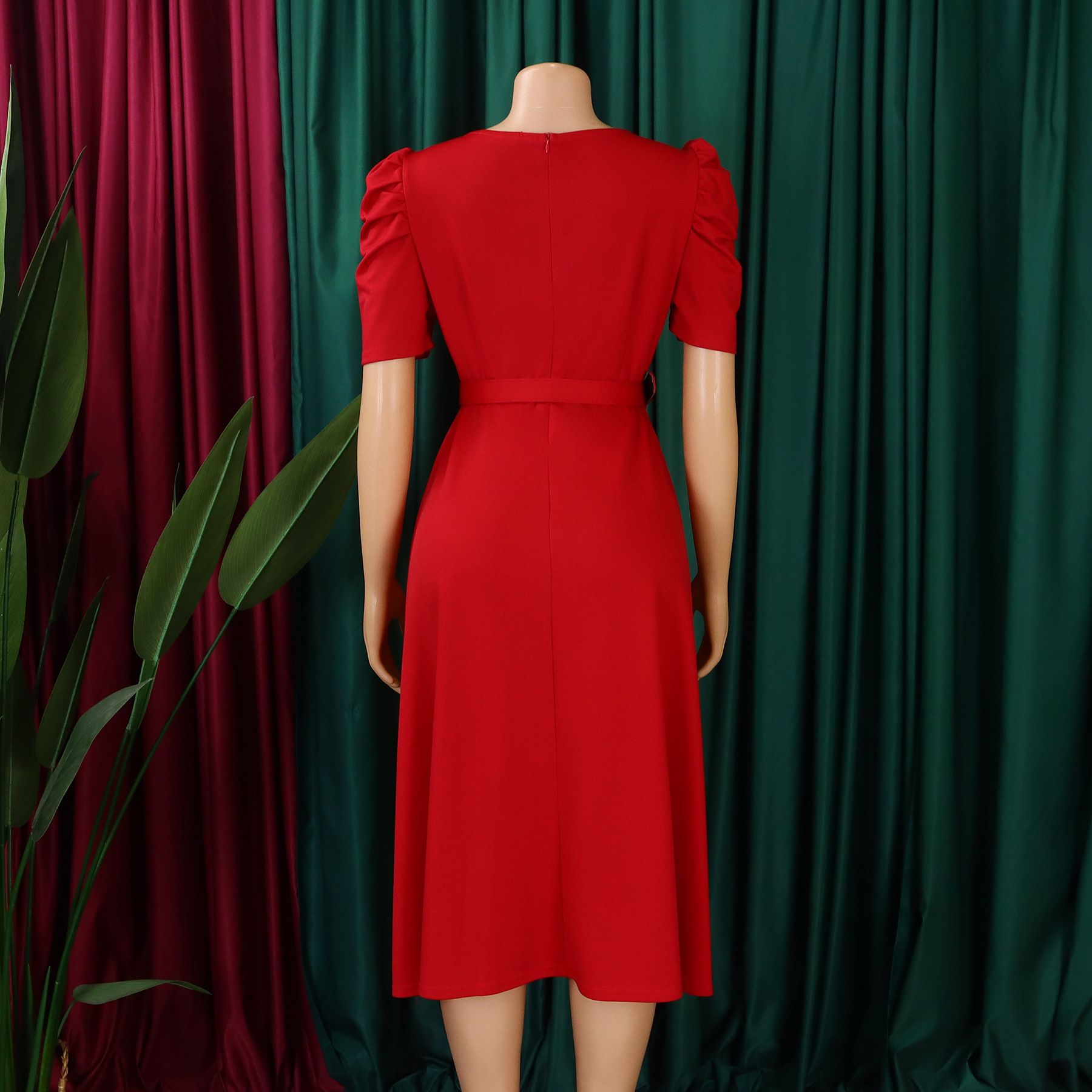 Women's Summer New Fashion Temperament Elegant V-Neck Pleated Large Swing Skirt Dress