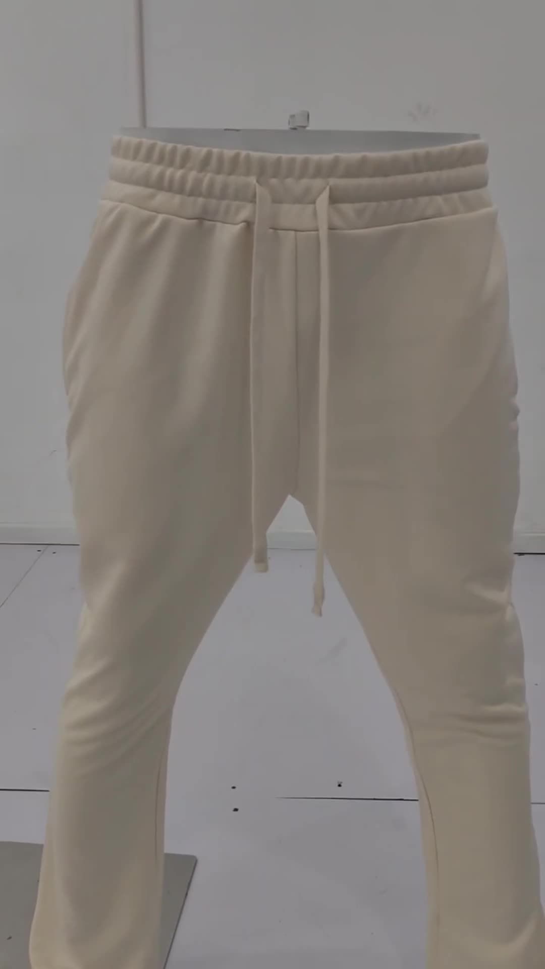 Oversized men custom sweatpants High Quality Sweat Pants for Cold Weather Winter Men Jogger Pants Casual sweatpants  Casual