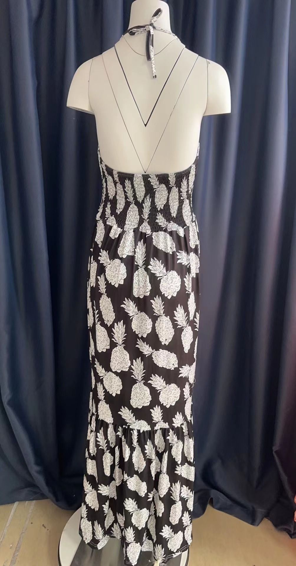 Summer Street Halter With Chest Halter V-neck Print Travel Beach Sexy Fashion Casual Dress Fashion Floral Print Halter Dress Women Vent Bohemian Beach Dress Summer Wear Dress