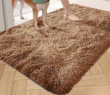 40 * 60 CM HIGH QUALITY FLUFFY DOOR MAT - Crafted from high-quality materials, this doormat features a plush, fluffy texture that feels soft underfoot, making every step a cozy experience.