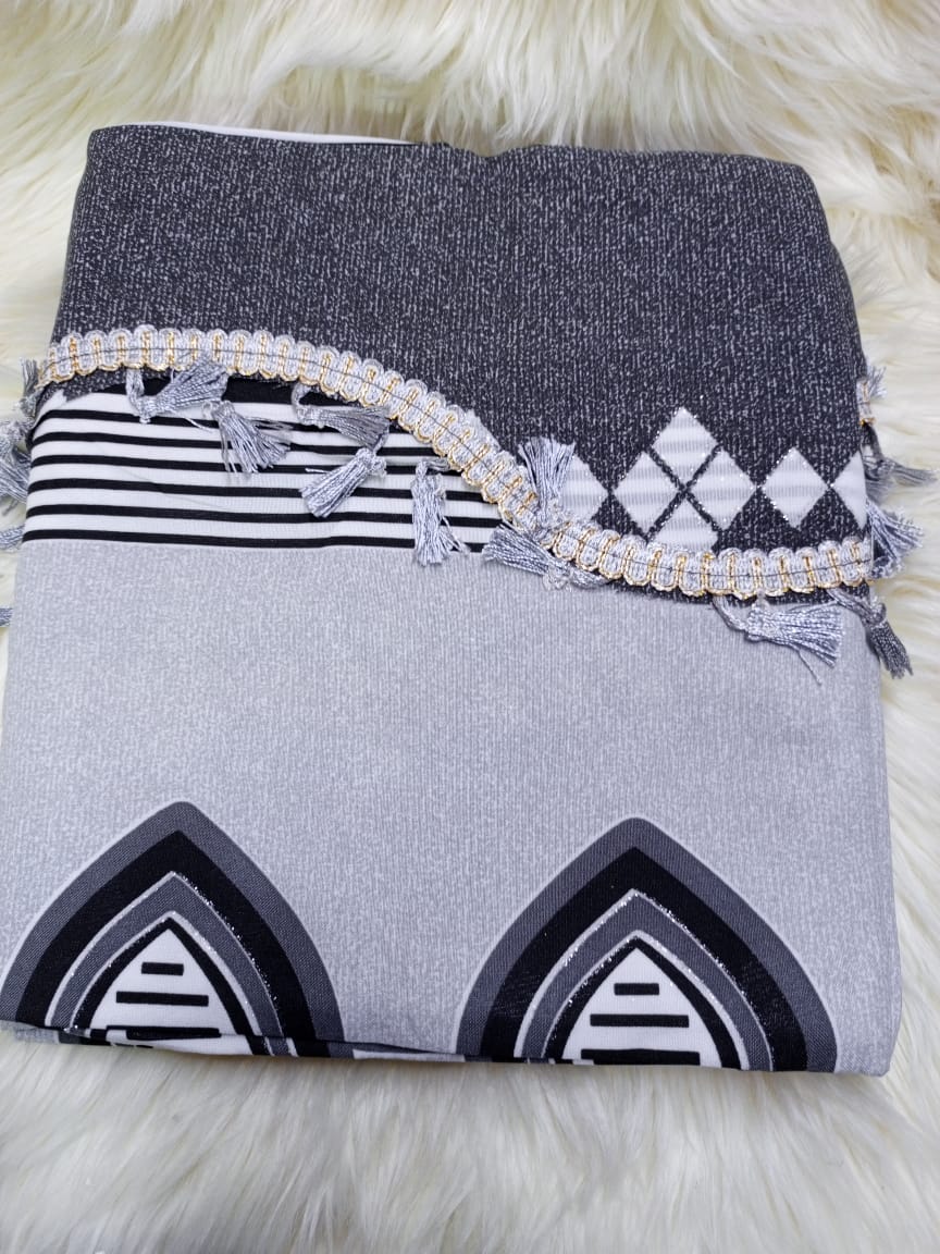 2 PCS PATTERN CURTAIN WITH SHEER LINING - Features high quality polyester, translucent design, A good choice for bedroom home, hotel, cafe, living room, kitchen .