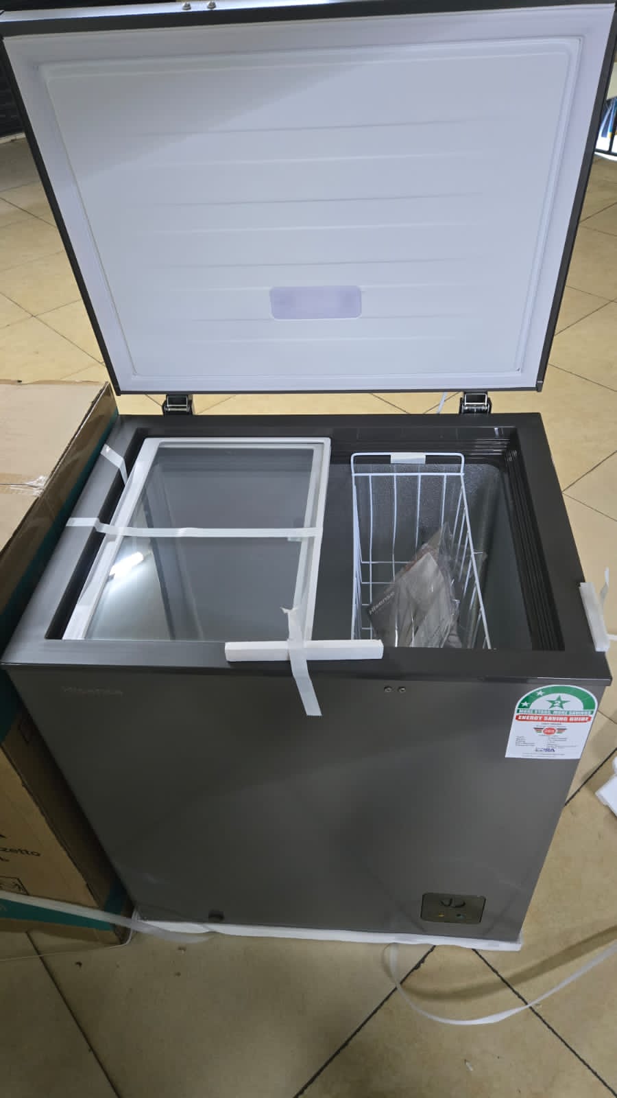 Hisense 144l Chest Freezer. Eco-Friendly, Low Noise Design, Mechanical Temperature Control With Adjustable Thermostat, Easy To Defrost With Water.