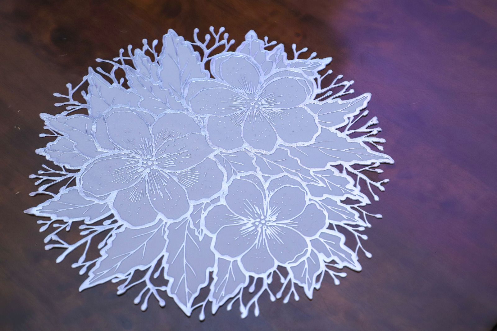 6 PCS SET OF ROUND WATER PROOF NORDIC TABLE MATS - Protects your table from spills and stains, making cleanup a breeze, Withstands high temperatures, keeping your dining table safe from