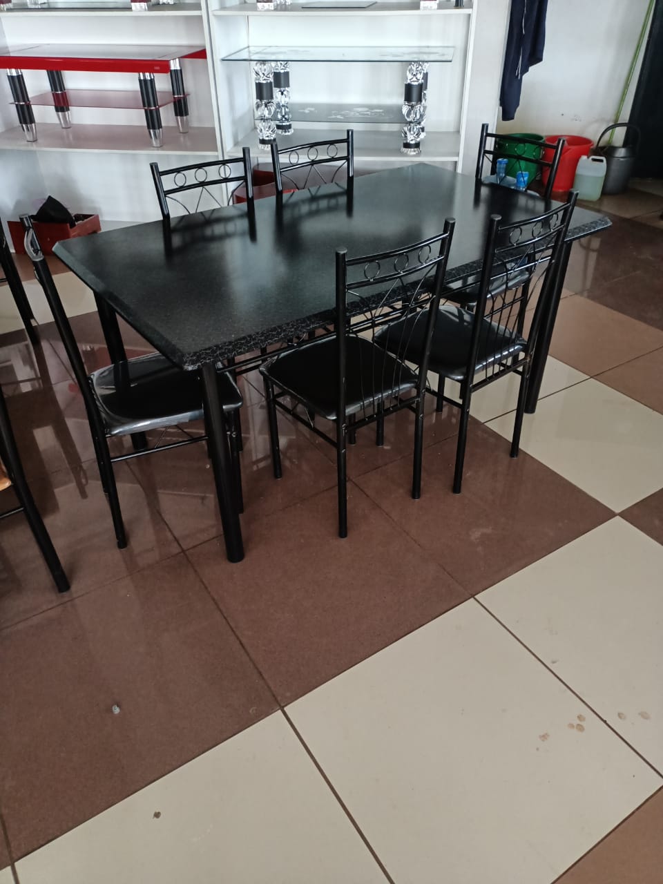 EXECUTIVE 6 SITTER DINNING TABLE & CHAIRS SET -  Elegant Rectangular dining table set , 6 Sturdy Chairs crafted from high quality & durable material , comfortable seats made of sponge & Leather.