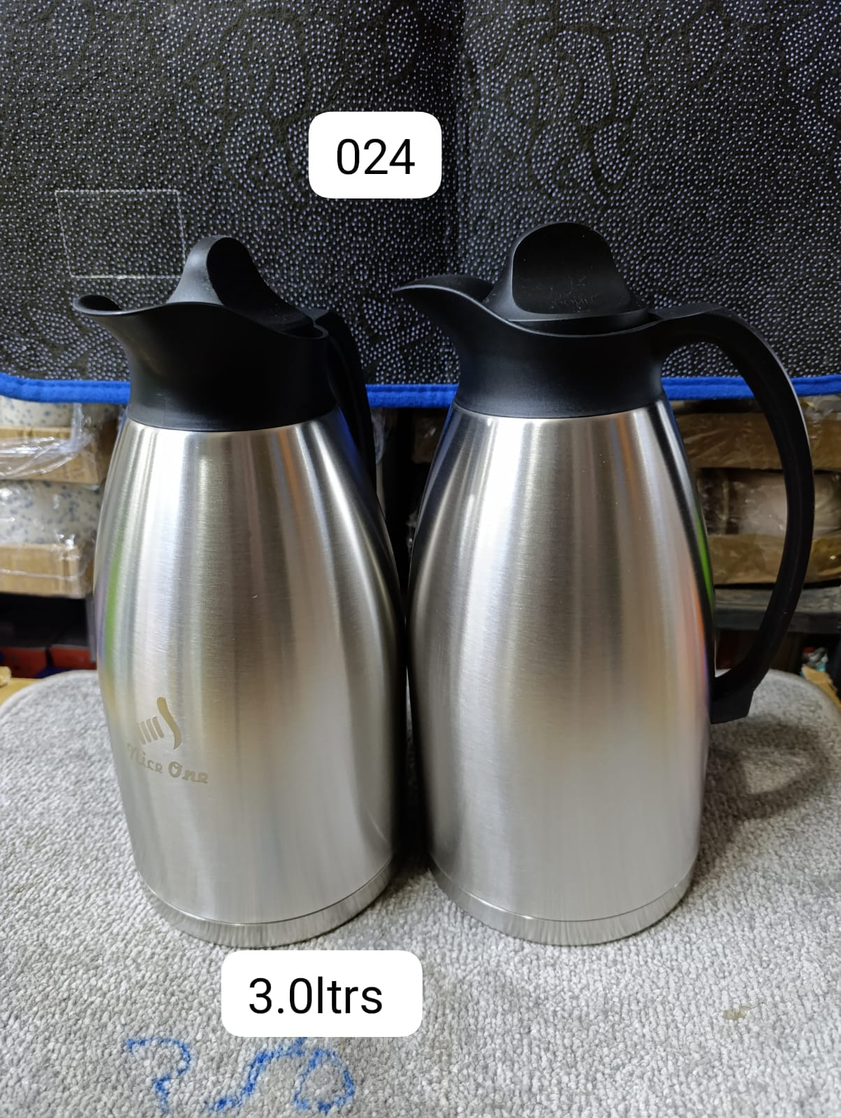 Nice One 3L Unbreakable Vacuum Thermos Flask - Its unbreakable ,easy grip to handle, Its heat resistant, Made of stainless steel easy to clean .
