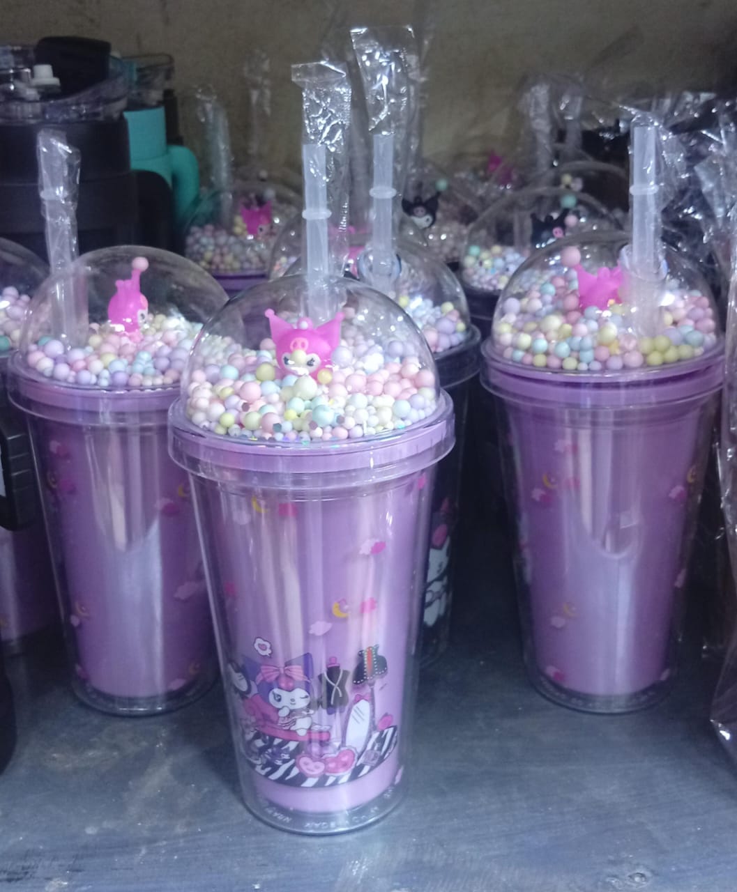 Double Layers Bubble Creative Ice Cup Plastic Water Bottle With Straw - BPA Free , Available in pink, Lid and straw, Classic double wall, Easy to clean, Wide Use.