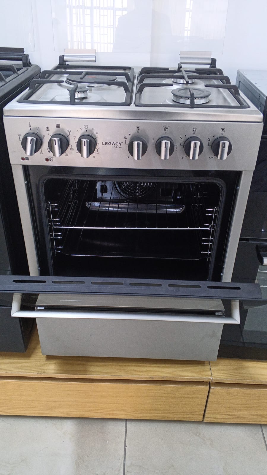 Legacy 60x60 3+1 Gas Cooker with Heavy Cast Iron Grill, Jet Gas Valve & Turbo Fan Electric Oven with Food Warmer.