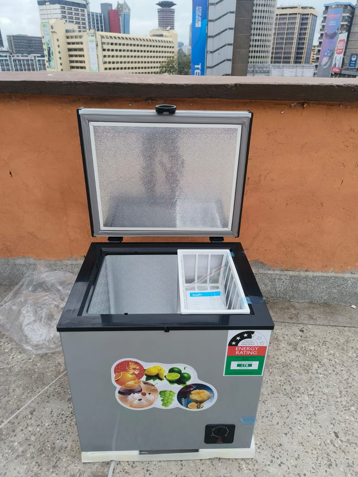 DEEP FREEZER. Ecomax Chest Freezer/60L chest freezer. High efficient compressor, Low noise, low energy consumption, High-density foaming layer