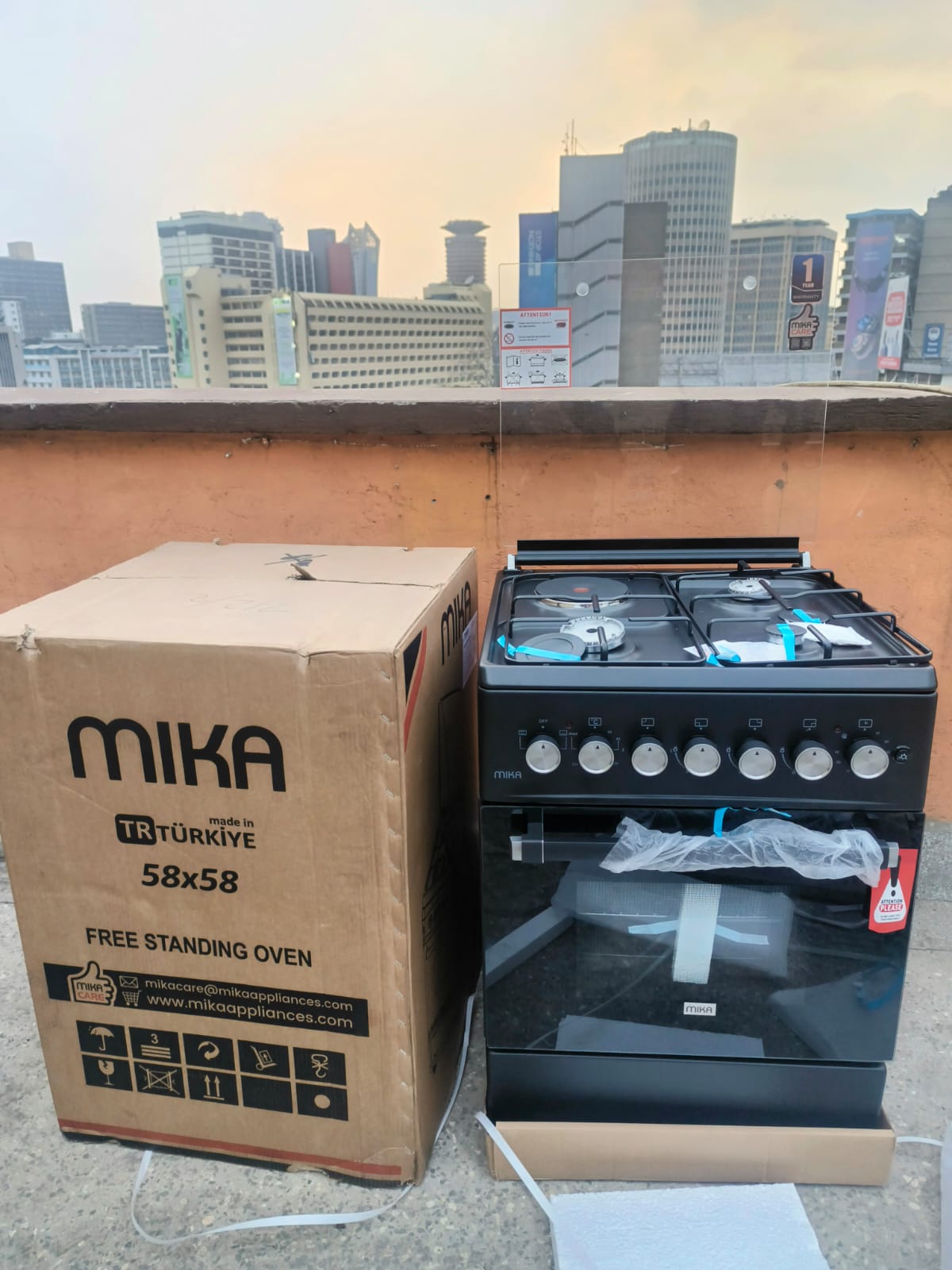 Marble Mika Standing Cooker 58 x 58 cm 3Gas + 1Electric Hotplate with Electric Oven. Easily Removable oven glass door - easy cleaning, Mechanical timer.