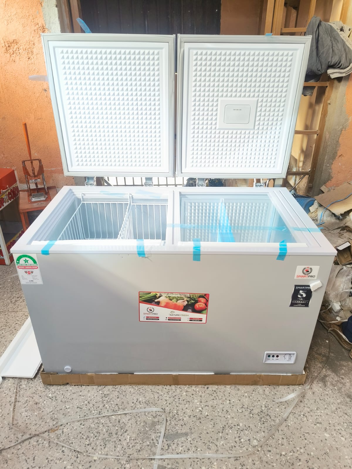 MUST HAVE ESSENTIALS😍😛🥰 DEEP FREEZER. 345 litres double door svs-450 smart pro deep freezer. Lockable door, Low noise, Lighting, Adjustable thermostat, Convenient draining tube, Removable basket