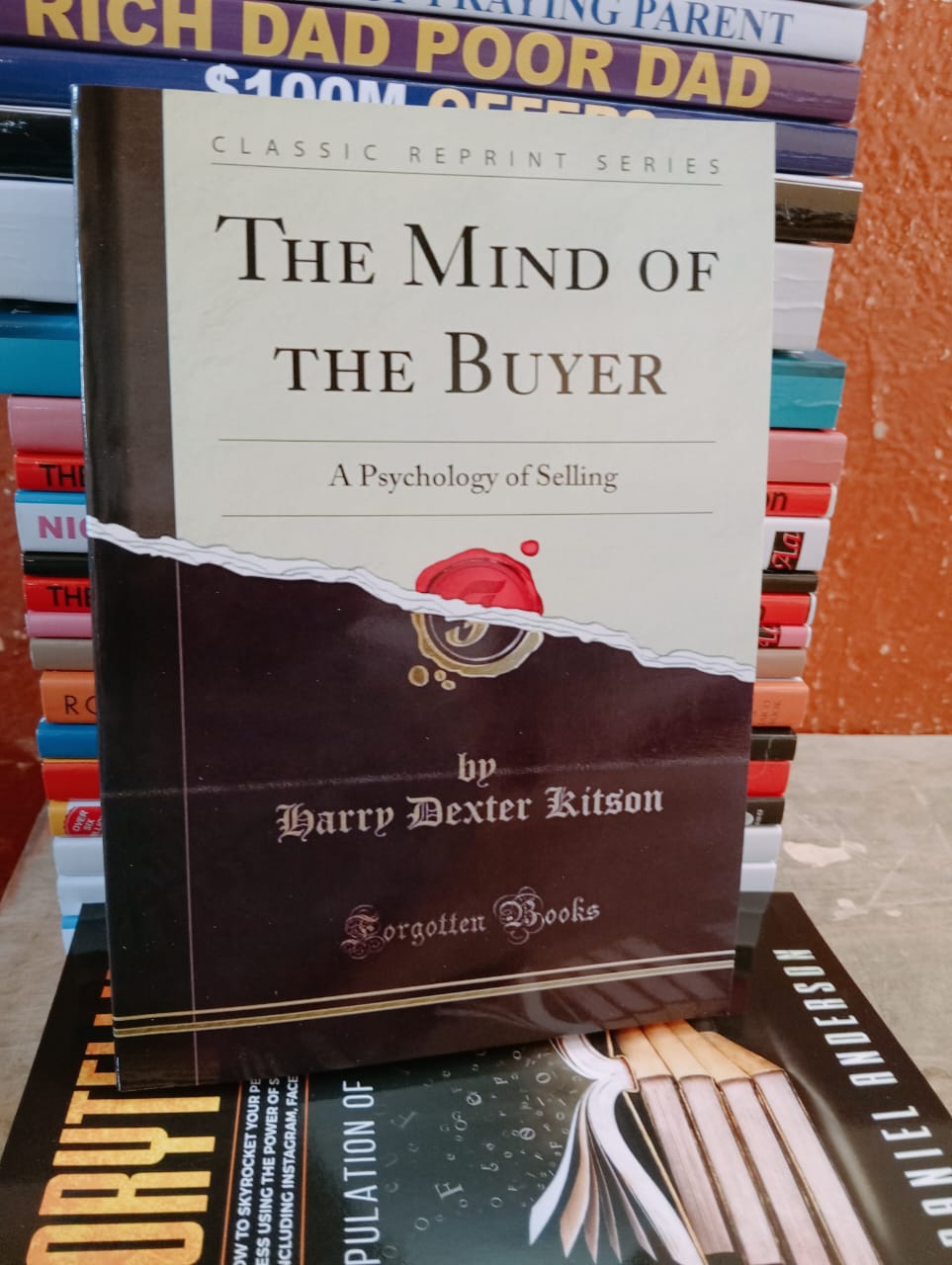 The Mind of the Buyer: A Psychology of Selling (Classic Reprint)