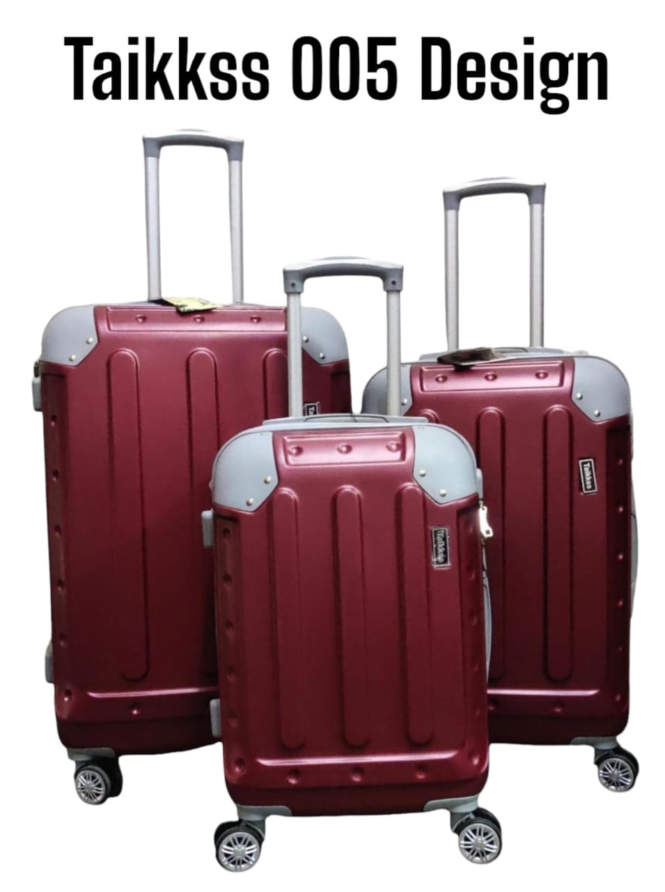 Fashion 3 Pieces PVC High Quality Travel Suitcase Travel Bag Travel Briefcase With Wheel   The suitcases have 4 spinner wheels for easy maneuverability, and they also have locks for added security.