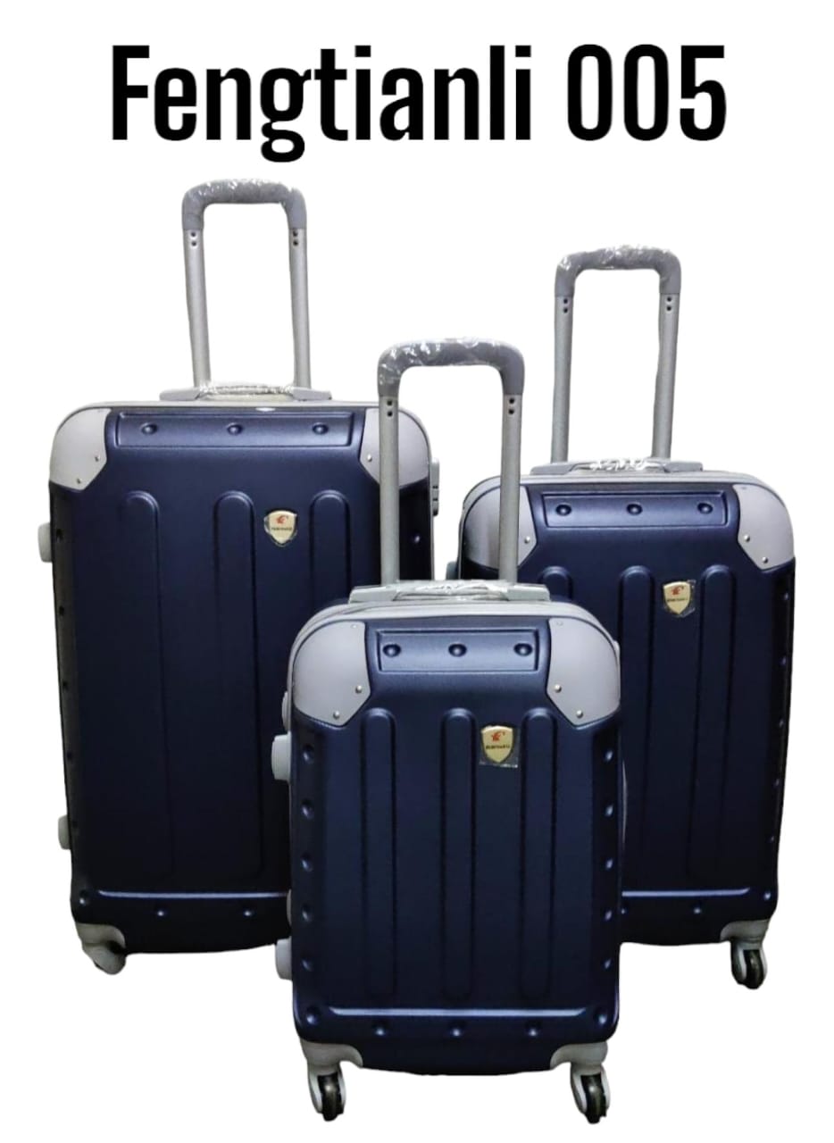 Durable 3 Piece Premium Set Hard Shell Travel Suitcases With Spinner Wheels
