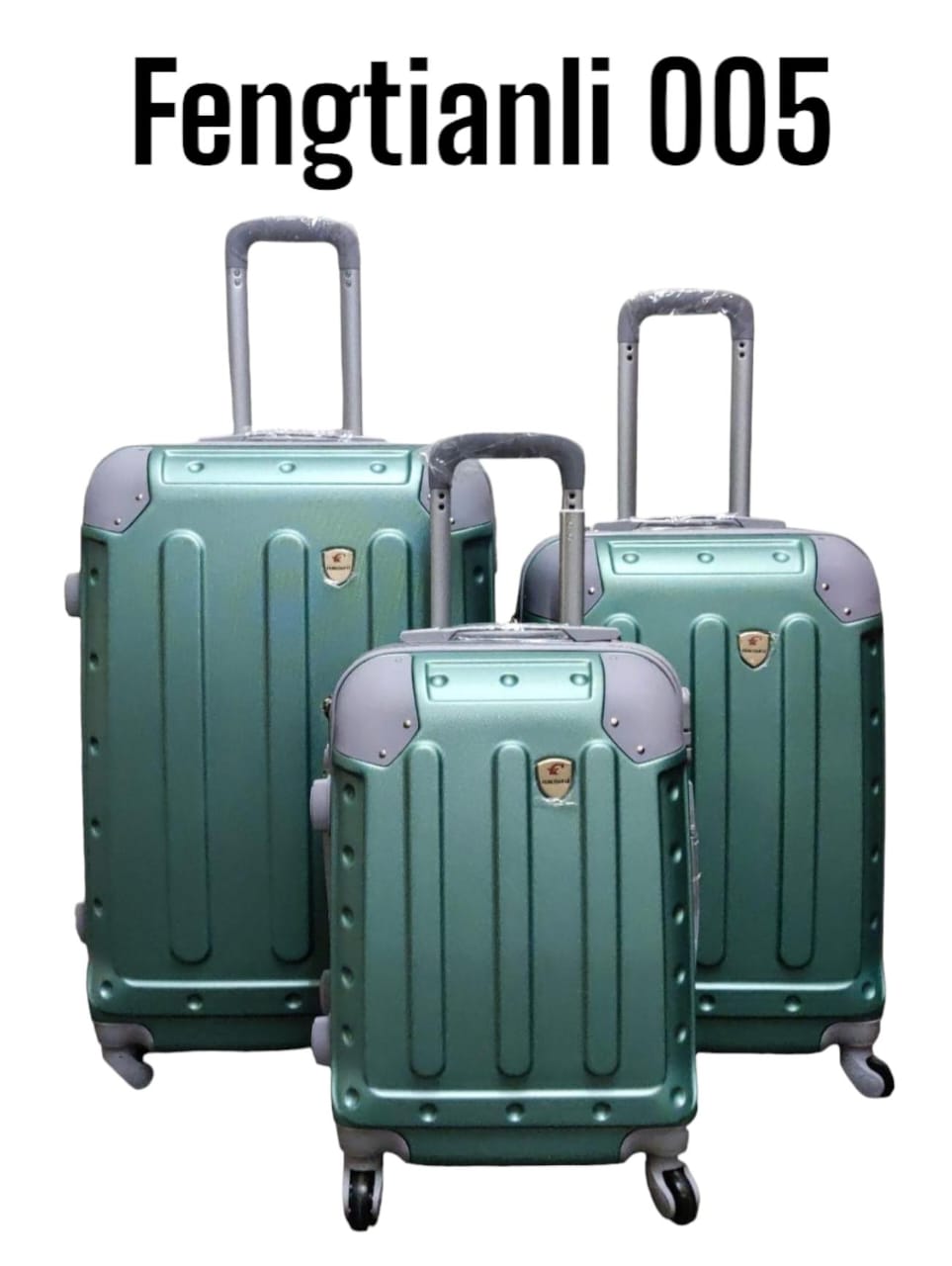 Durable 3 Piece Premium Set Hard Shell Travel Suitcases With Spinner Wheels Top Quality Luggage Sets: Made of Plastic Metal materials for hard shell, which make the luggage more durable, lighter and i