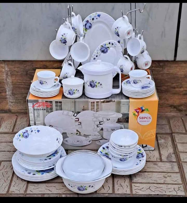 58 Pieces Dinner Sets  This dinner set is a combination of plates, side plates, cups and bowls to cater for different serving needs while ensuring a touch of class and elegance. Whether you are servi