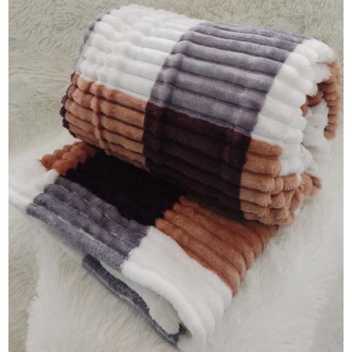 Pattern Fleece velvet 6x6  The soft fleece throw blanket invites you to experience the ultimate in softness. Dive into a world of fluffiness and coziness, wrapping yourself in unmatched comfort and wa