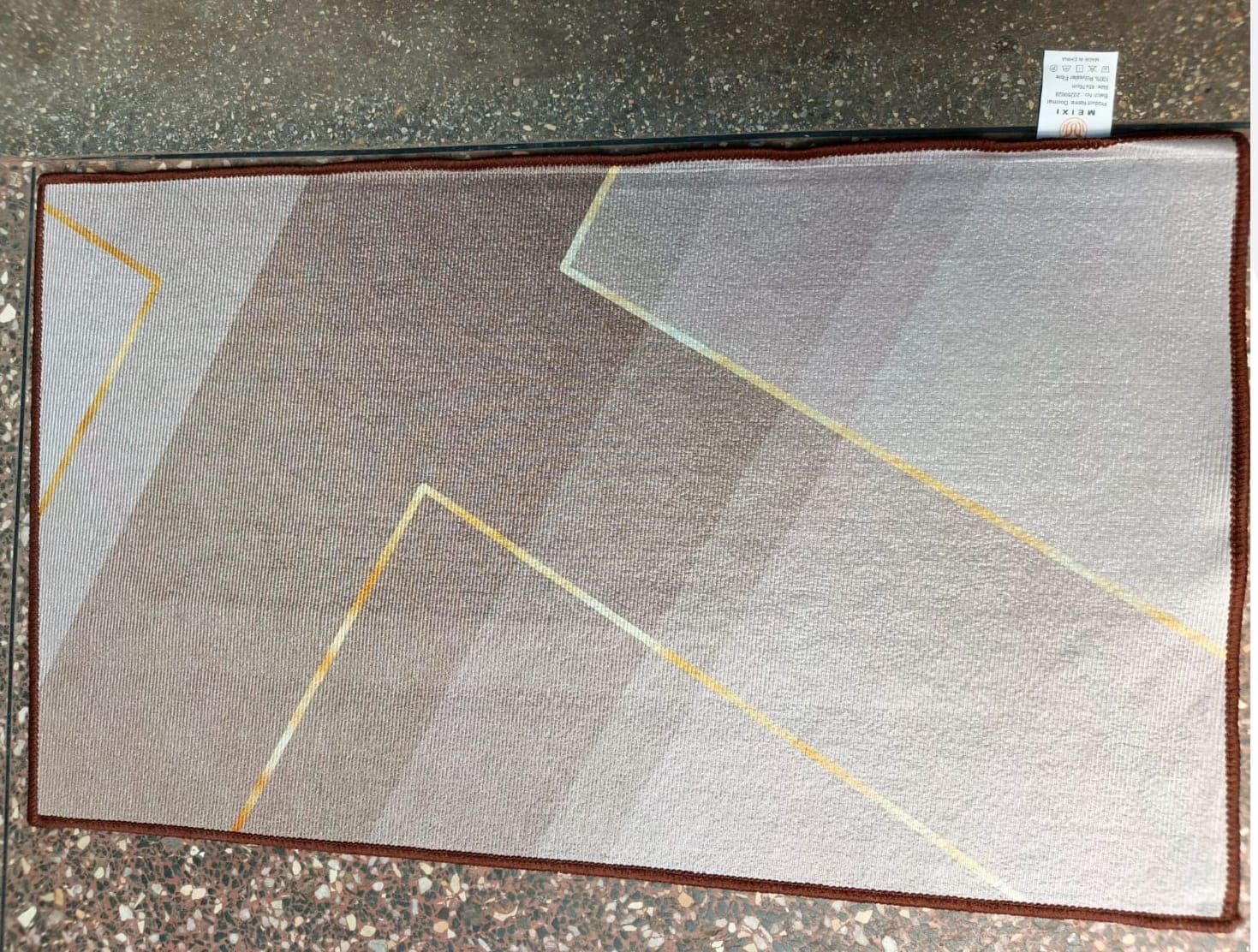 Quality 3 d/hd doormats  Crafted with a premium high-definition design, these carpets bring a luxurious and modern touch to any room. The soft texture and durable construction ensure long-lasting comf