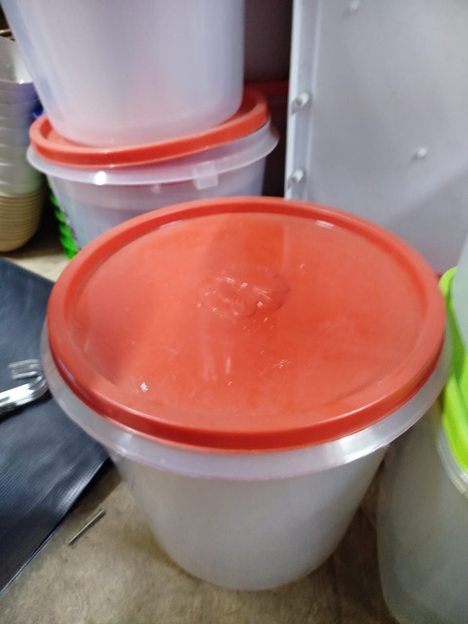 Storage buckets, round 6in1 1 crown ever fresh storage set/ food storage containers/ cereals storage containers for cereal air tight easy to use and clean clear