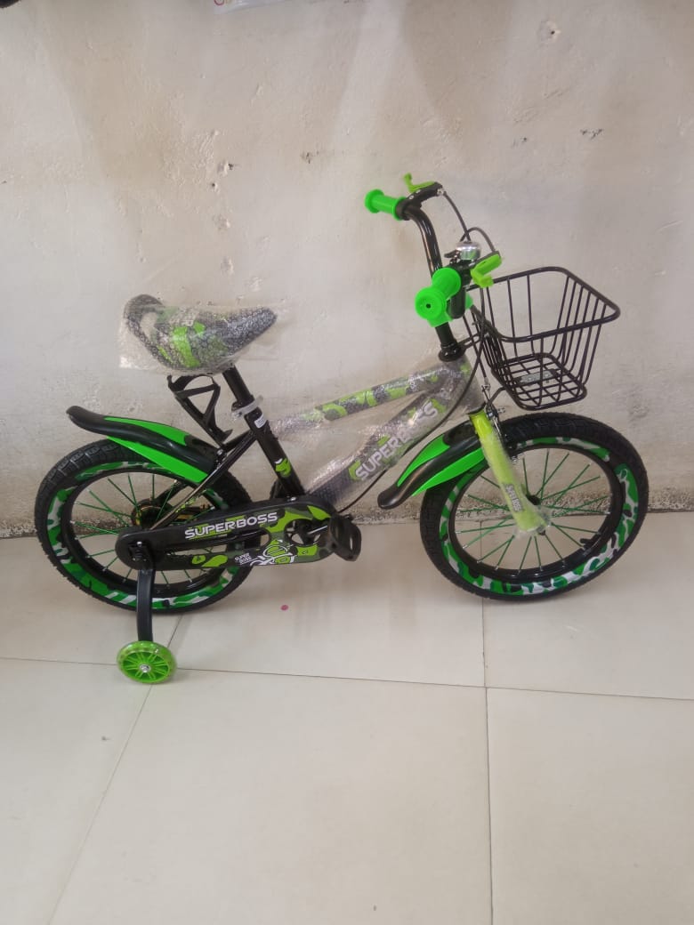Kids sports bicycle 16 inch sfor 4yrs-7yrs Front with silver color caliper brake, rear with grey color band brake, good braking performance.