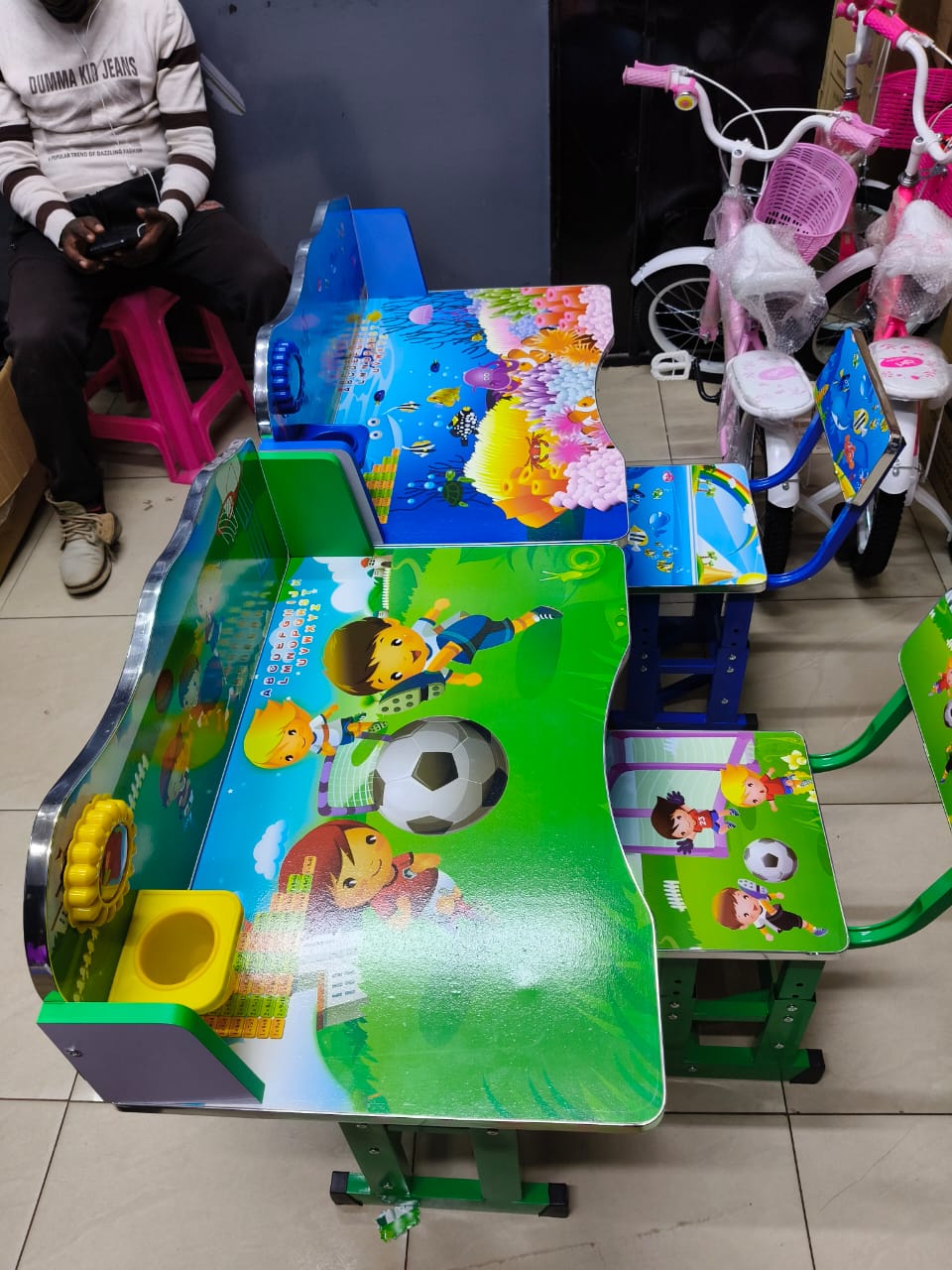 Kids cartoon themed Study desk assembled The smooth surface is robust and strong to resist any abrasive actions from the kids' activities activities. Height adjustable