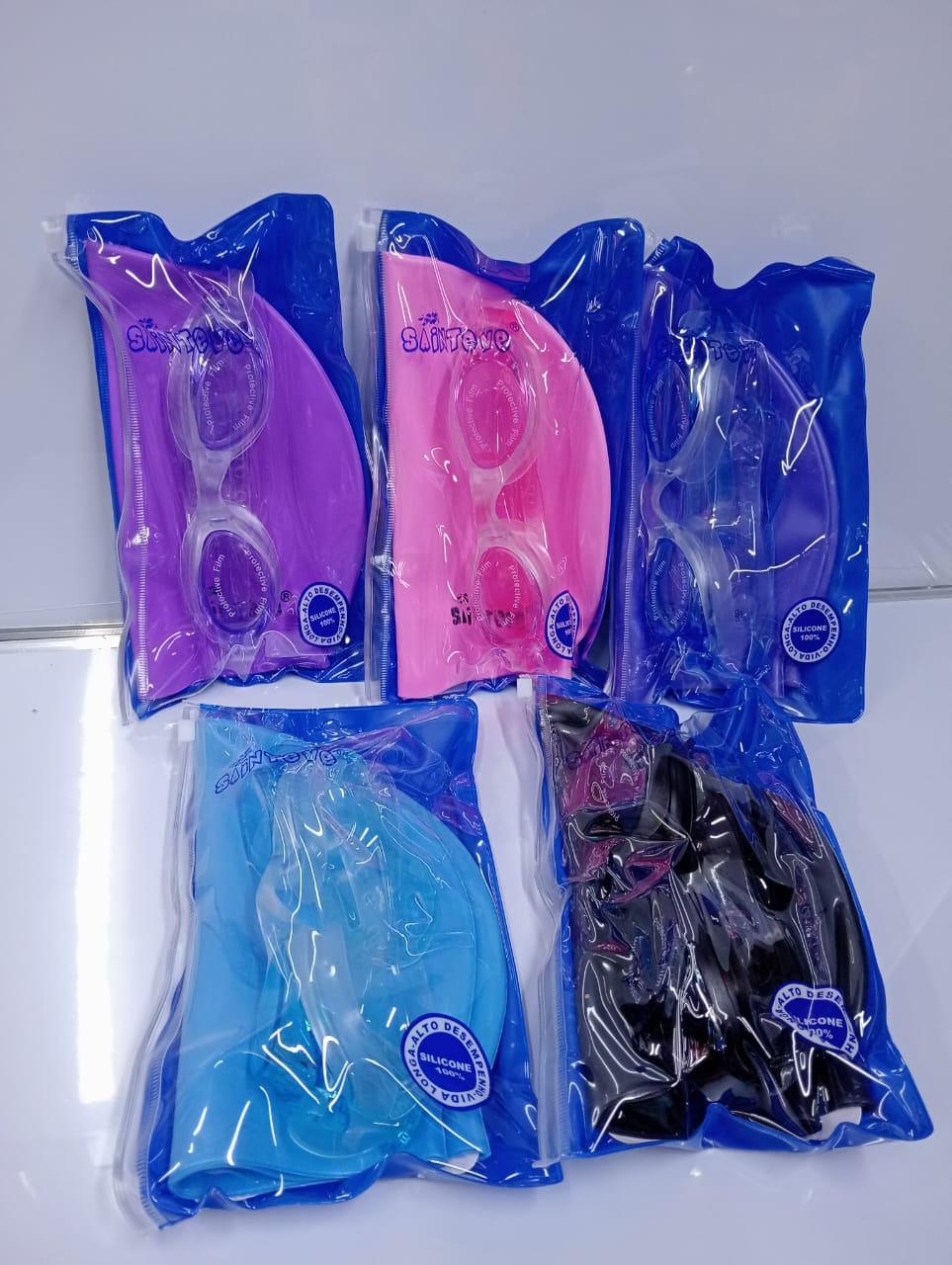 💦 Swim Smart, Splash Hard! 💦

✅ Restocked Swim Cap & Goggles Combo
🔹️ Comfortable, leak-proof & durable
🔹️ Perfect fit for both training & fun swims
🔹️ Stylish, protective & long-lasting

🏊‍♂️ D