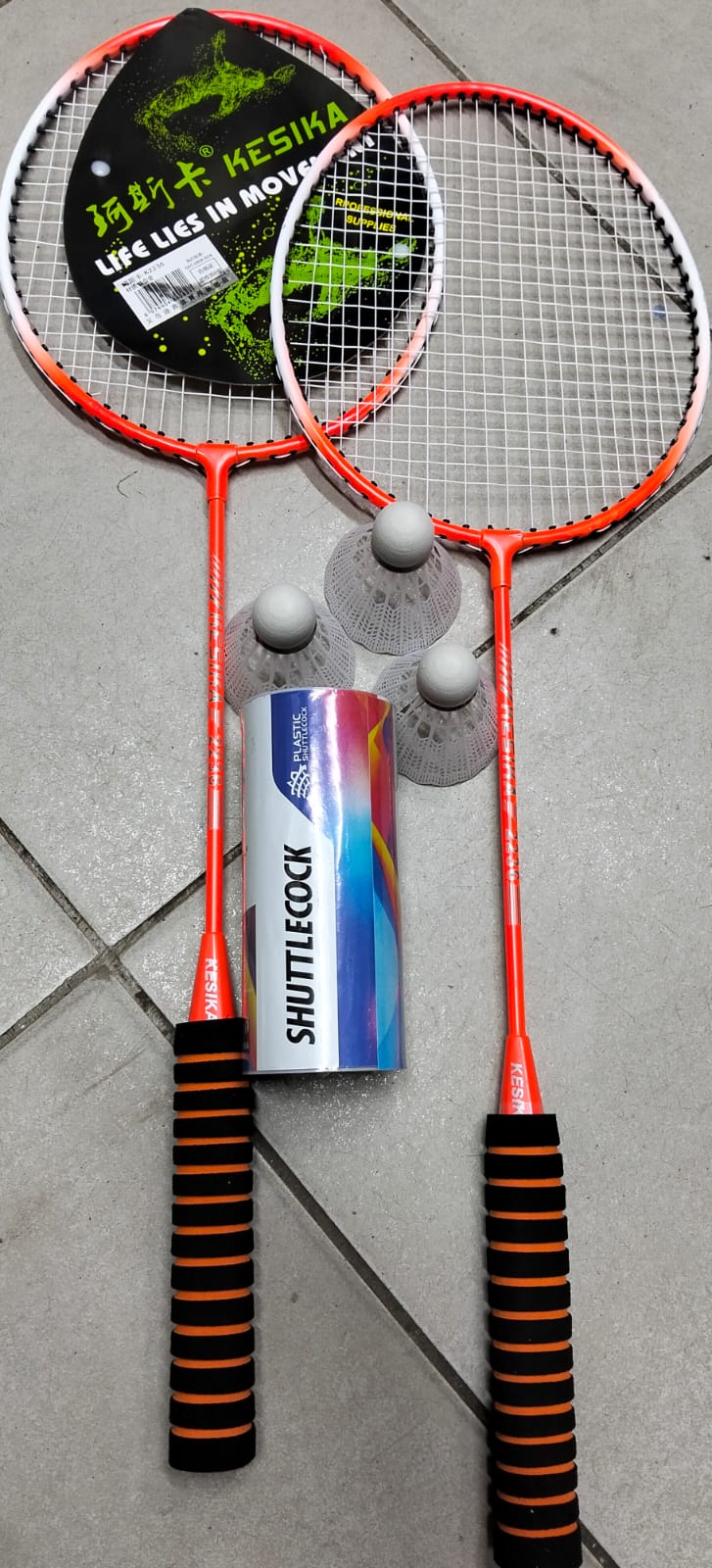 Badminton Set! 🏸
Get ready for endless rallies with premium badminton rackets plus 3 shuttlecocks—perfect for friends, family, or a friendly tournament. Lightweight, durable, and built for fun-packed