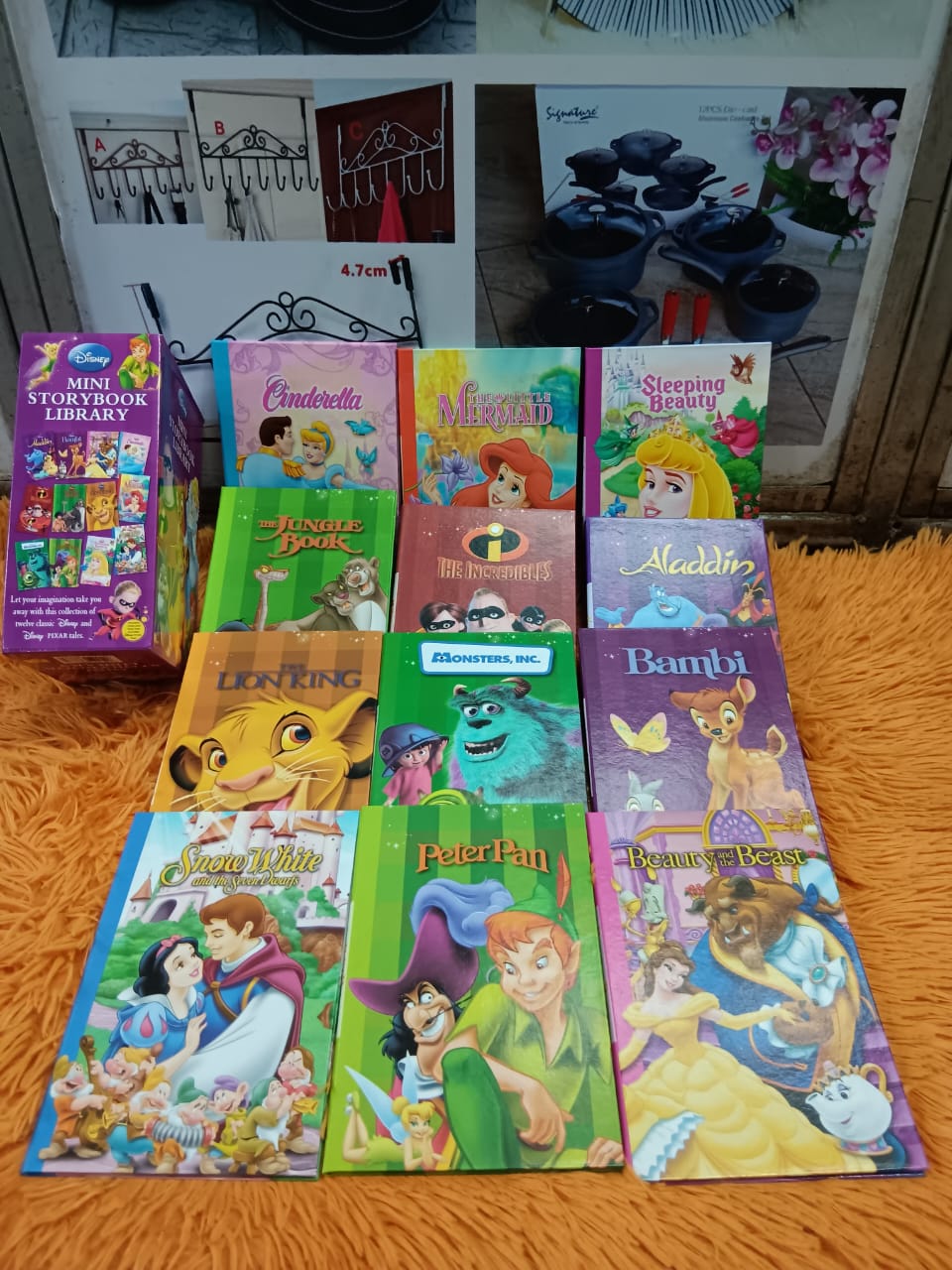 Improve Your Children’s Vocabulary & Observational Skills with the MINI STORYBOOK LIBRARY
12-in-1 English Story Books
🟣 This Giant Mini Storybook Library takes children on a magical reading journey,
