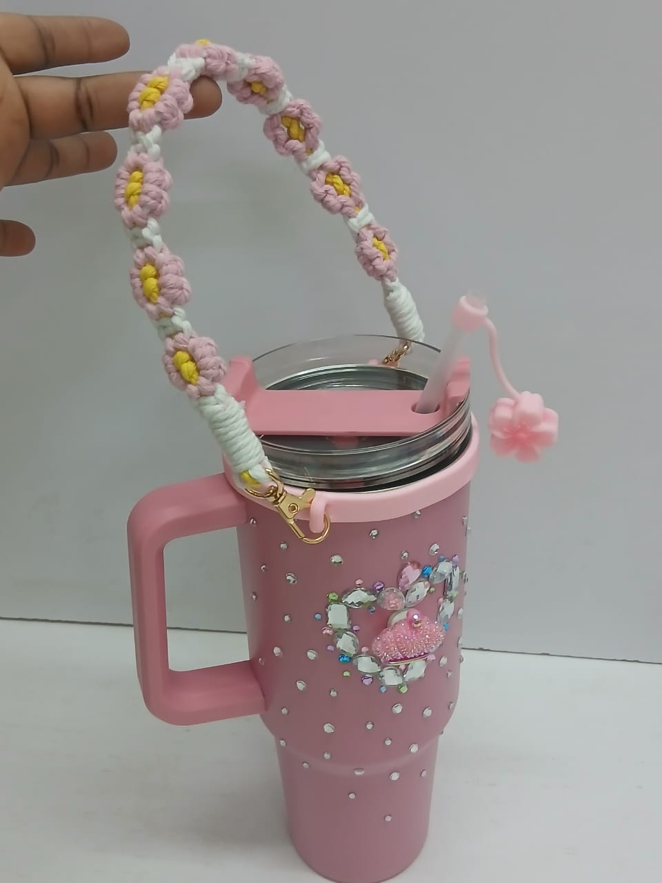 Blinged Stanley Mug! ✨
Upgrade your drink game with this stunning 1200ml Blinged Stanley Mug – the perfect blend of style, sparkle, and functionality. Whether you’re at home, at work, or on the go, th