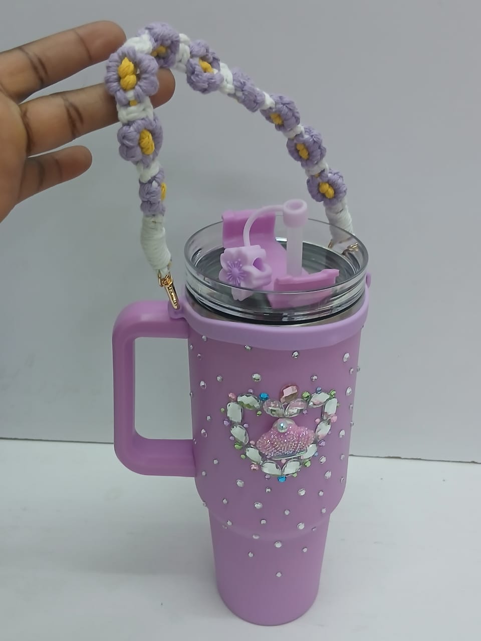 Blinged Stanley Mug! ✨
Upgrade your drink game with this stunning 1200ml Blinged Stanley Mug – the perfect blend of style, sparkle, and functionality. Whether you’re at home, at work, or on the go, th